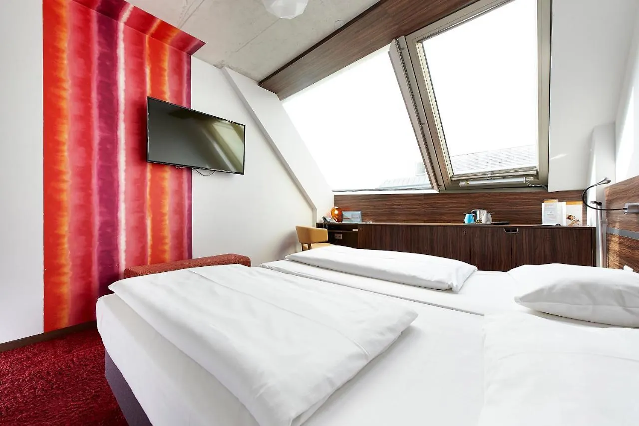 Simm'S Hotel - Cityhotel Next To Metro U3 Wien 4*,