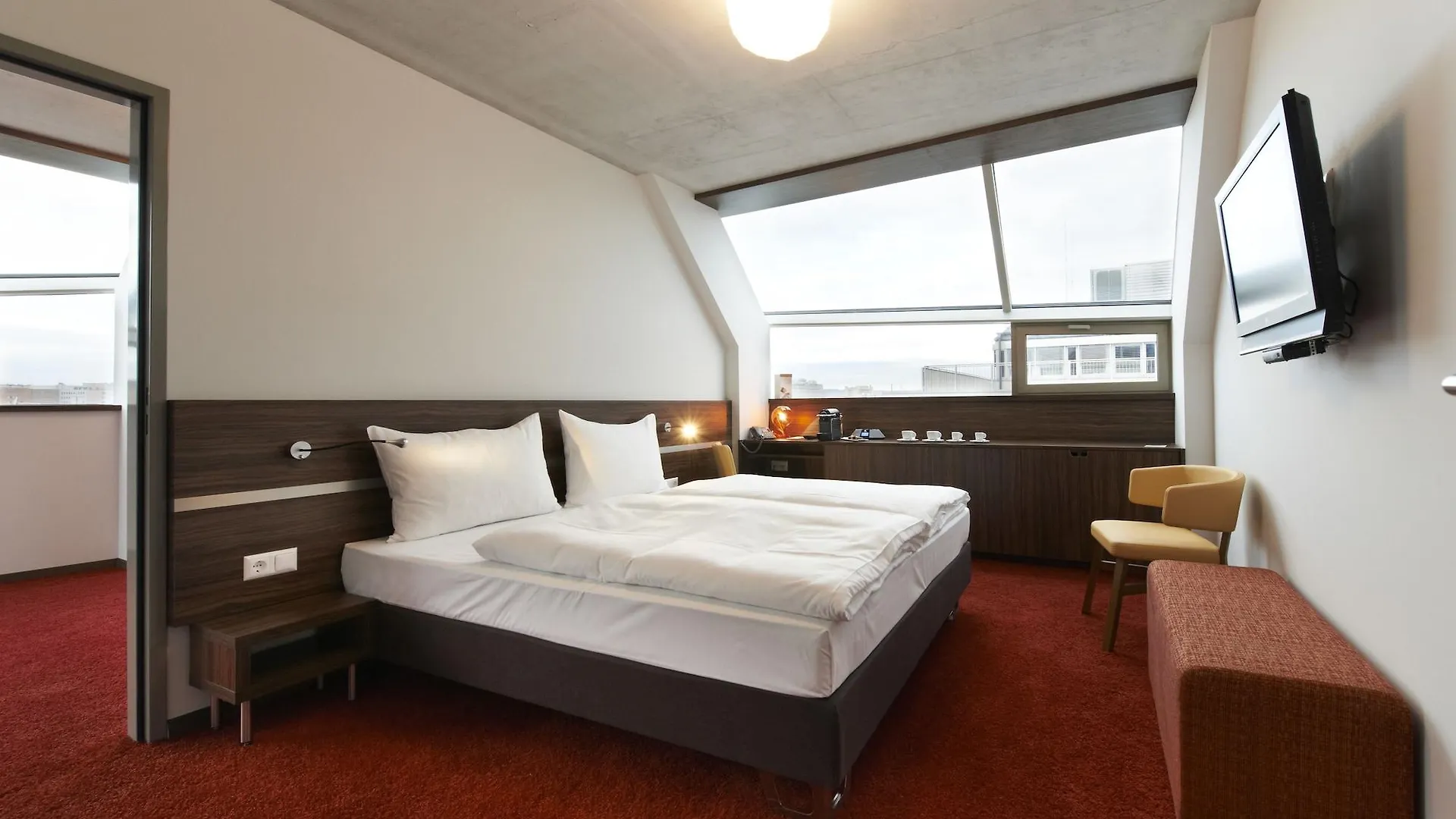 Simm'S Hotel - Cityhotel Next To Metro U3 Wien 4*,  Österrike