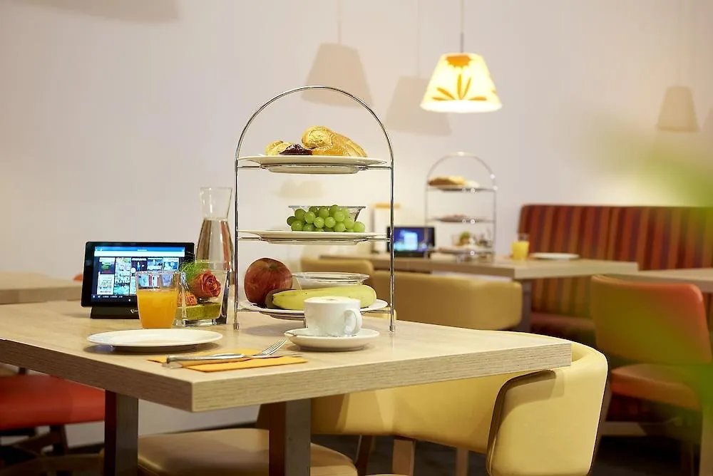 Simm'S Hotel - Cityhotel Next To Metro U3 Vienna 4*,