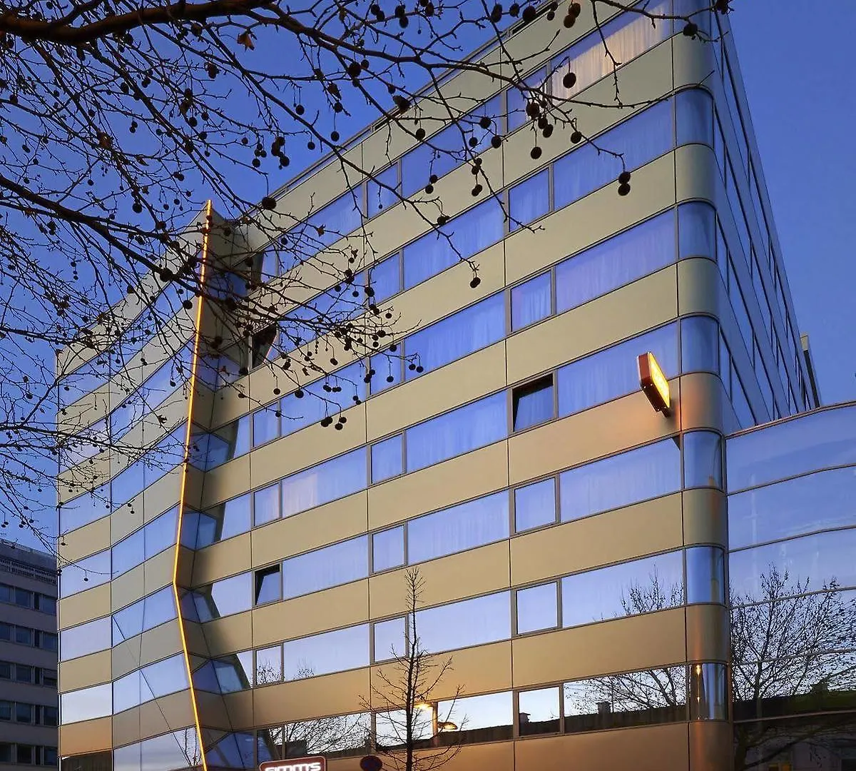 Simm'S Hotel - Cityhotel Next To Metro U3 Vienna 4*,