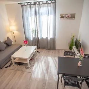 https://new-innsbruck-city-center-apartment.ischgl-hotels.net