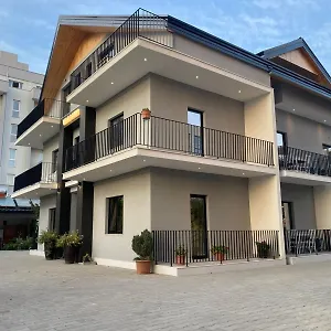 https://vila-lazri.albaniahotels.org