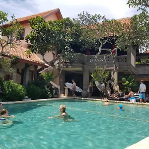 *** Otel Puri Mesari Endonezya