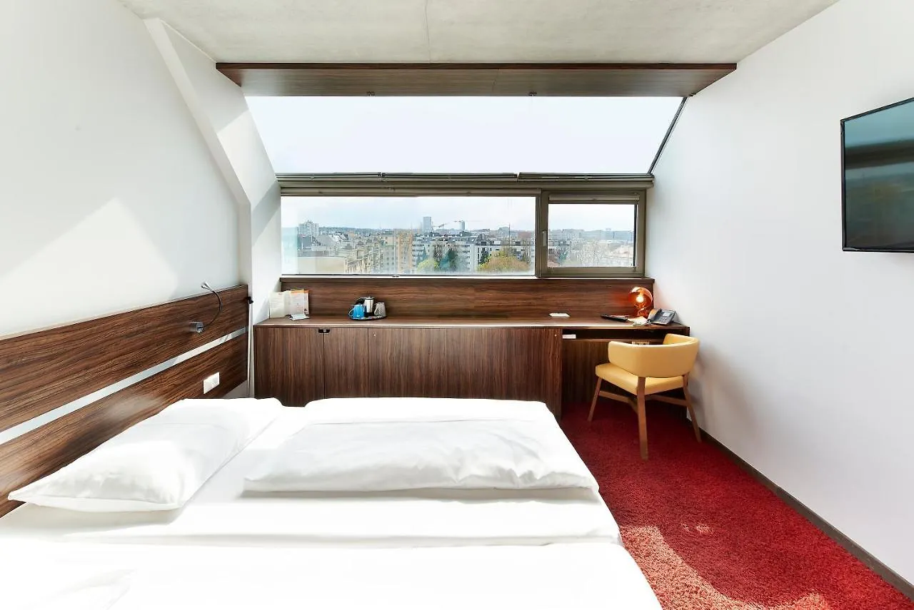 Simm'S Hotel - Cityhotel Next To Metro U3 Viena