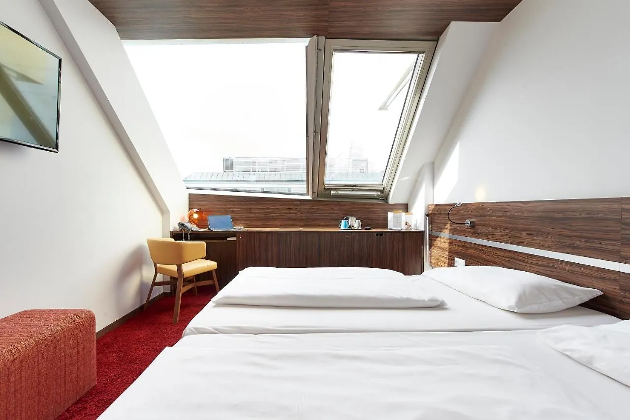 ****  Simm'S Hotel - Cityhotel Next To Metro U3 Viyana Avusturya